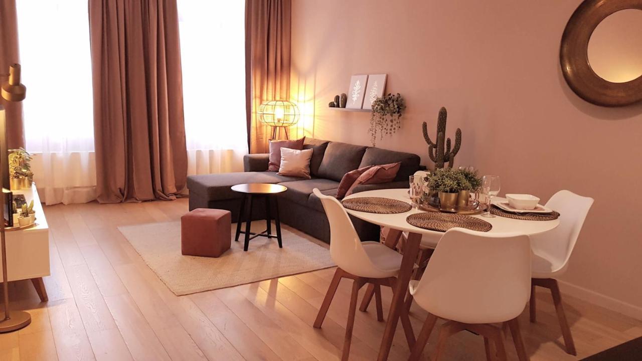 Bnb Antwerpen - Charmant ภายนอก รูปภาพ